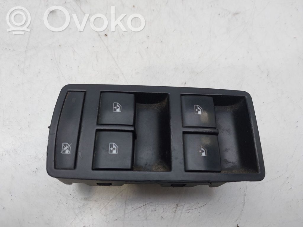 Opel Insignia A Comutator comandă geamuri electrice 