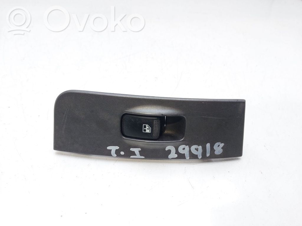 Hyundai Matrix Electric window control switch 