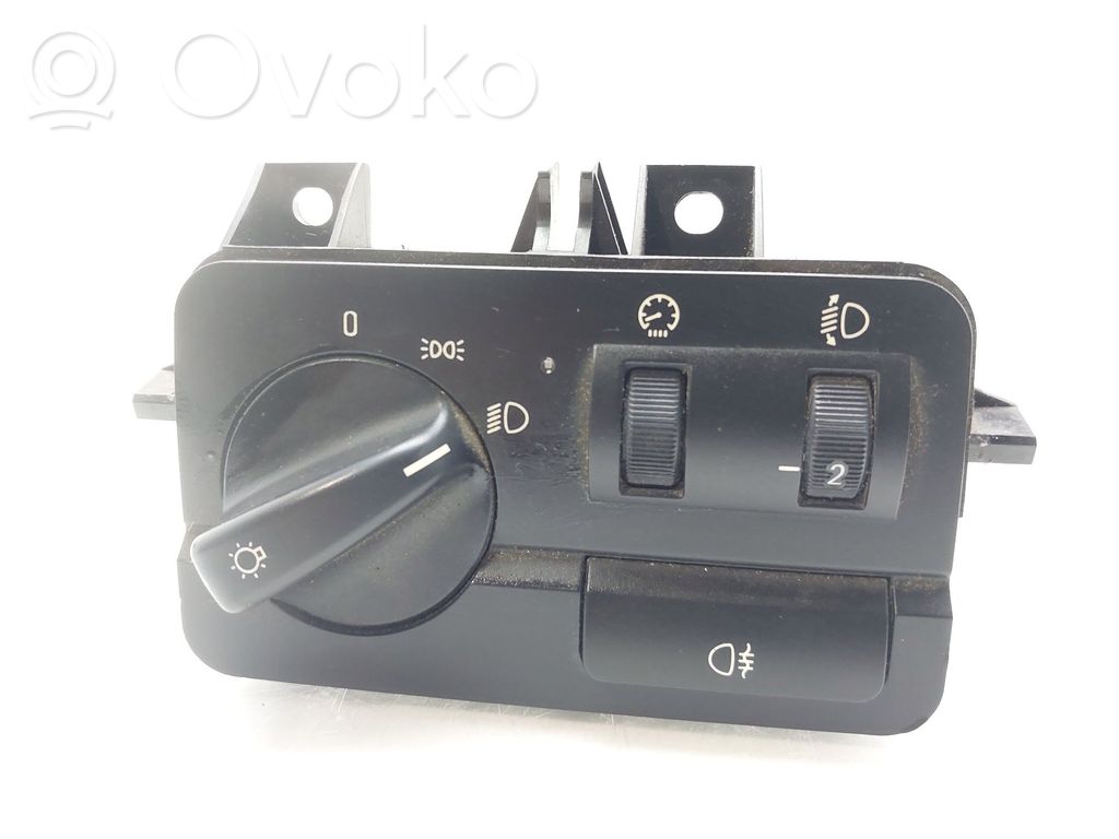 Light switch   61316901428