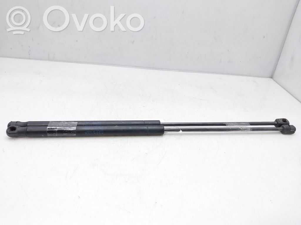 Ford Mondeo Mk III Amortyzator klapy tylnej bagażnika 
