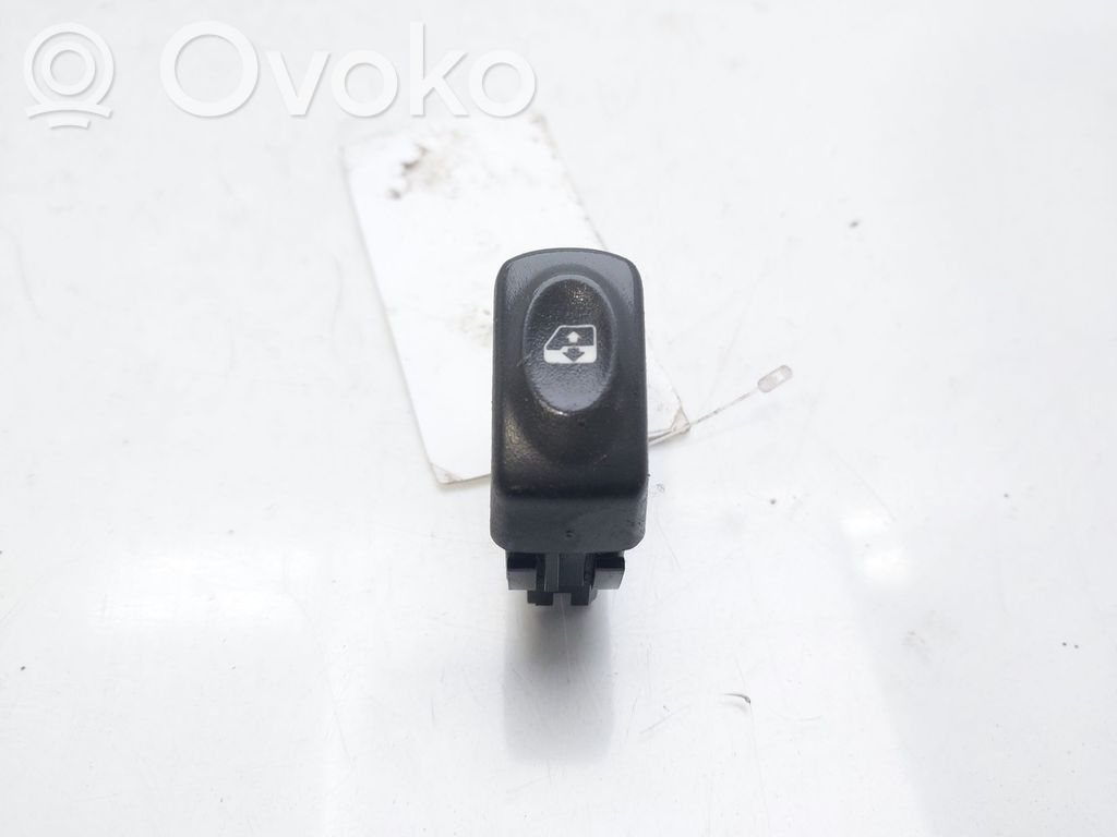 Renault Scenic I Interruptor del elevalunas eléctrico 