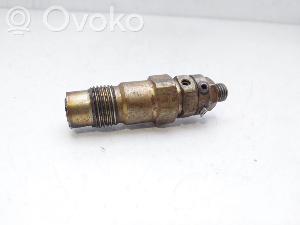 Nissan Primera Injector combustibil 
