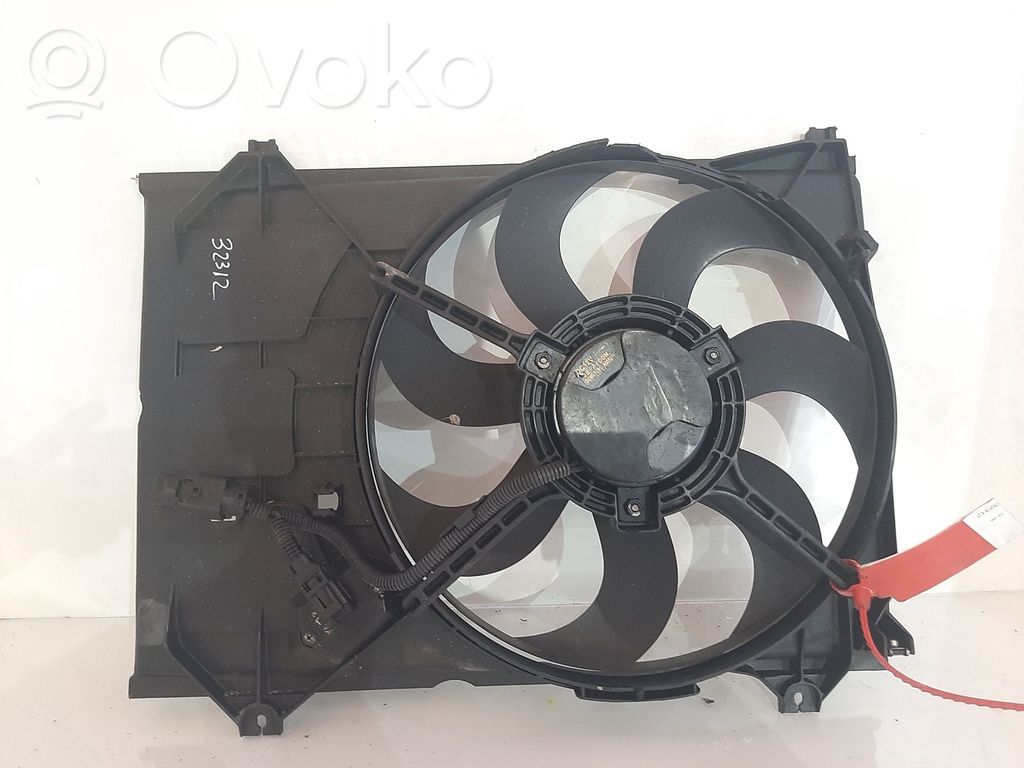 Nissan Almera Tino Ventilatore di raffreddamento elettrico del radiatore