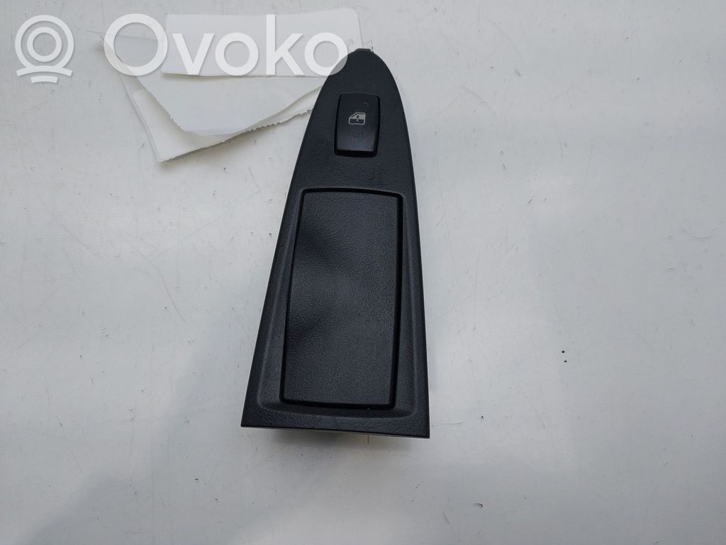 Przyciski szyb   735436211