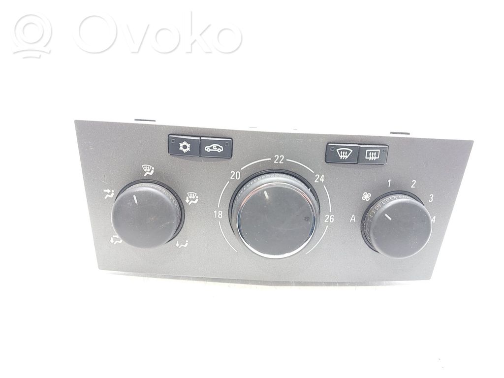 Opel Zafira B Panel klimatyzacji 