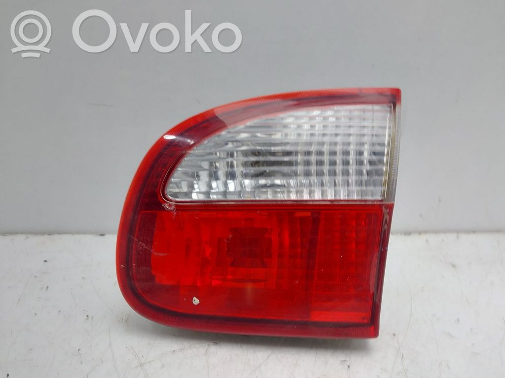 Daewoo Lanos Aizmugurējais lukturis pārsegā 