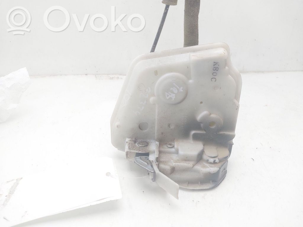 Cerradura de puerta trasera   KD5373310