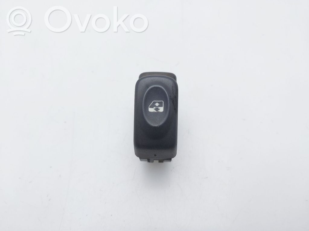 Renault Clio II Electric window control switch 