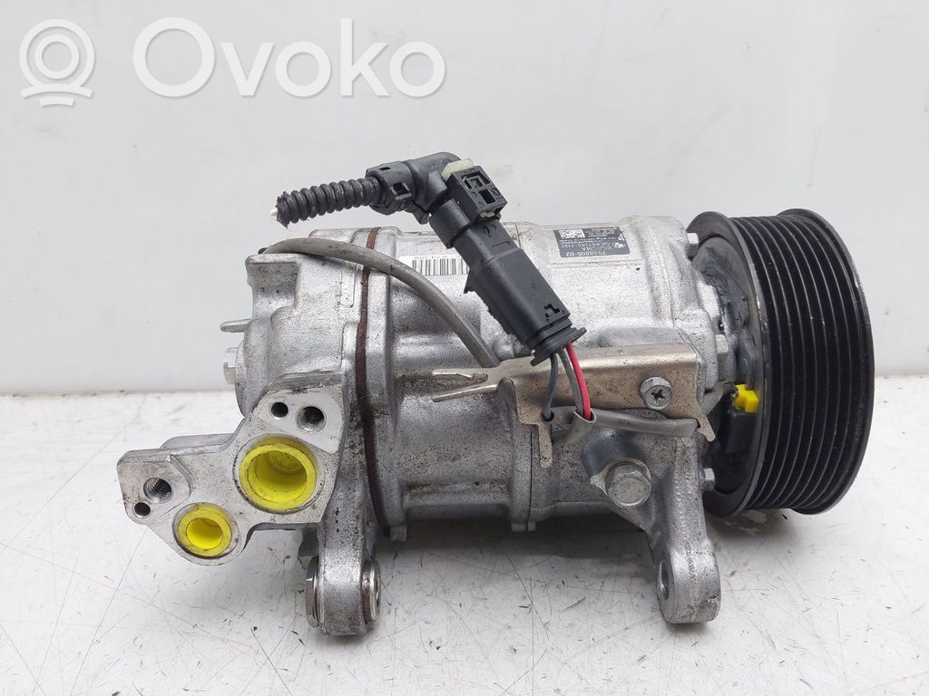 BMW 4 F36 Gran coupe Compressore aria condizionata (A/C) (pompa) 