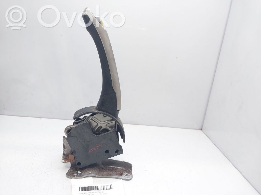 Toyota Auris 150 Rączka / Dźwignia hamulca ręcznego 