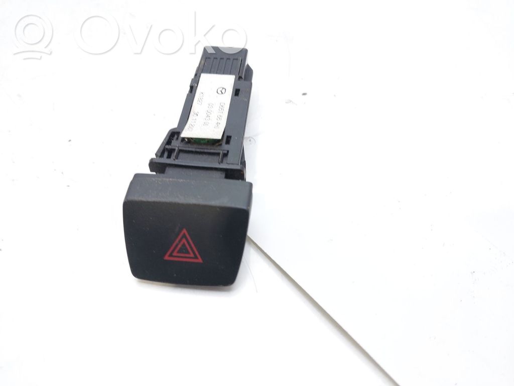 Botón interruptor de luz de peligro   D651664H0