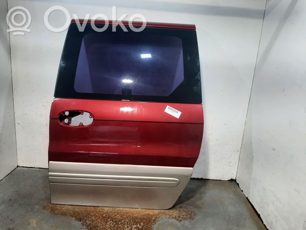 KIA Carnival Puerta trasera 