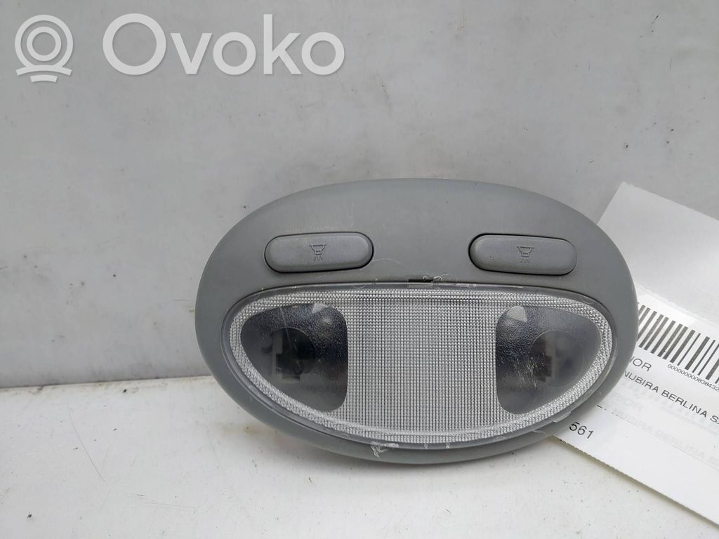 Daewoo Nubira Etuistuimen valo 