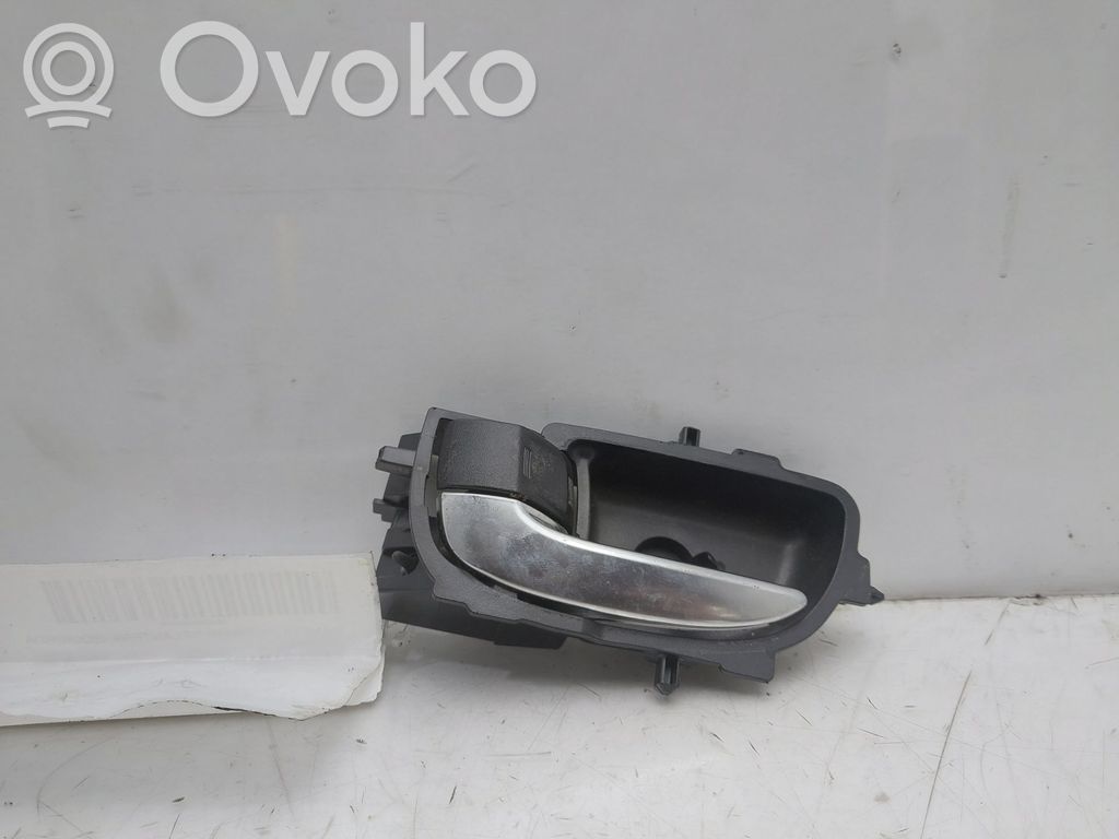 Toyota Auris E180 Manecilla interna puerta delantera 