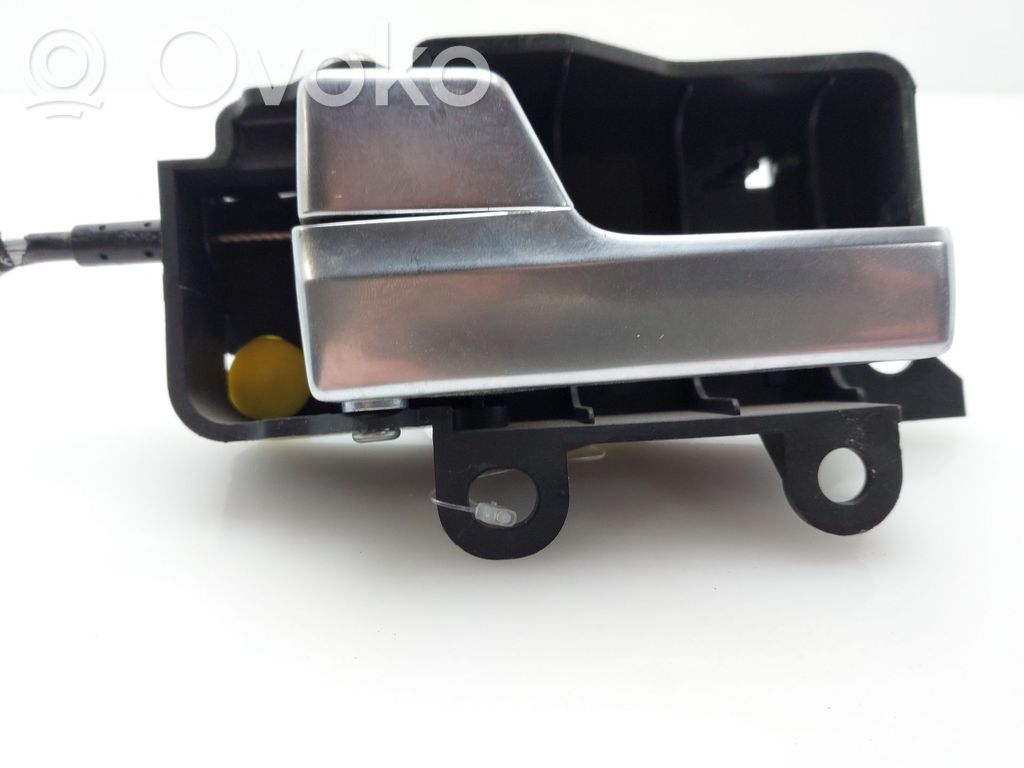 Manecilla interna puerta trasera   3M51R22601BA