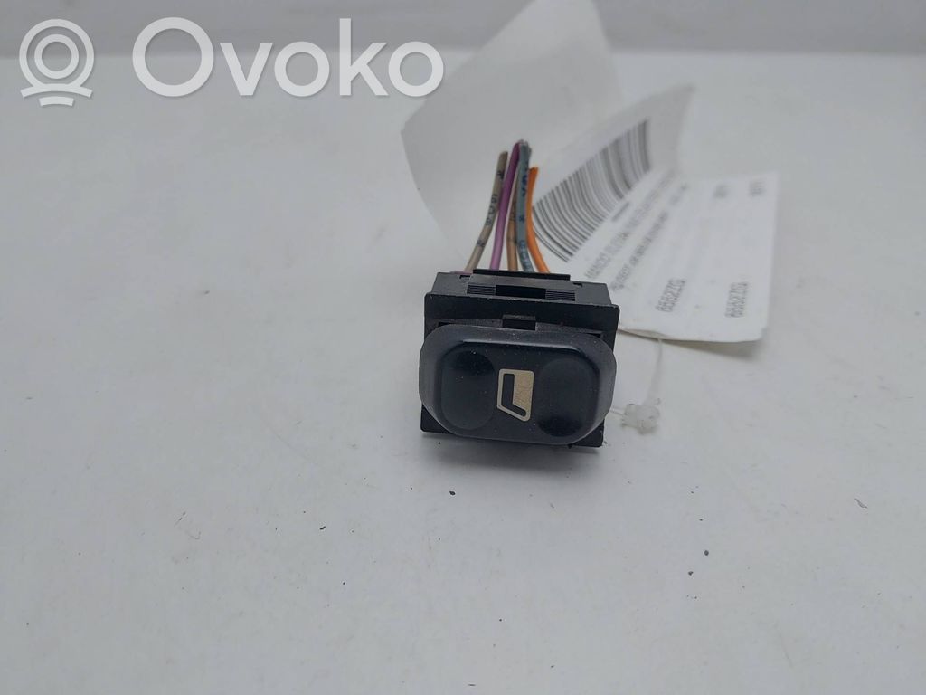 Peugeot 406 Electric window control switch 