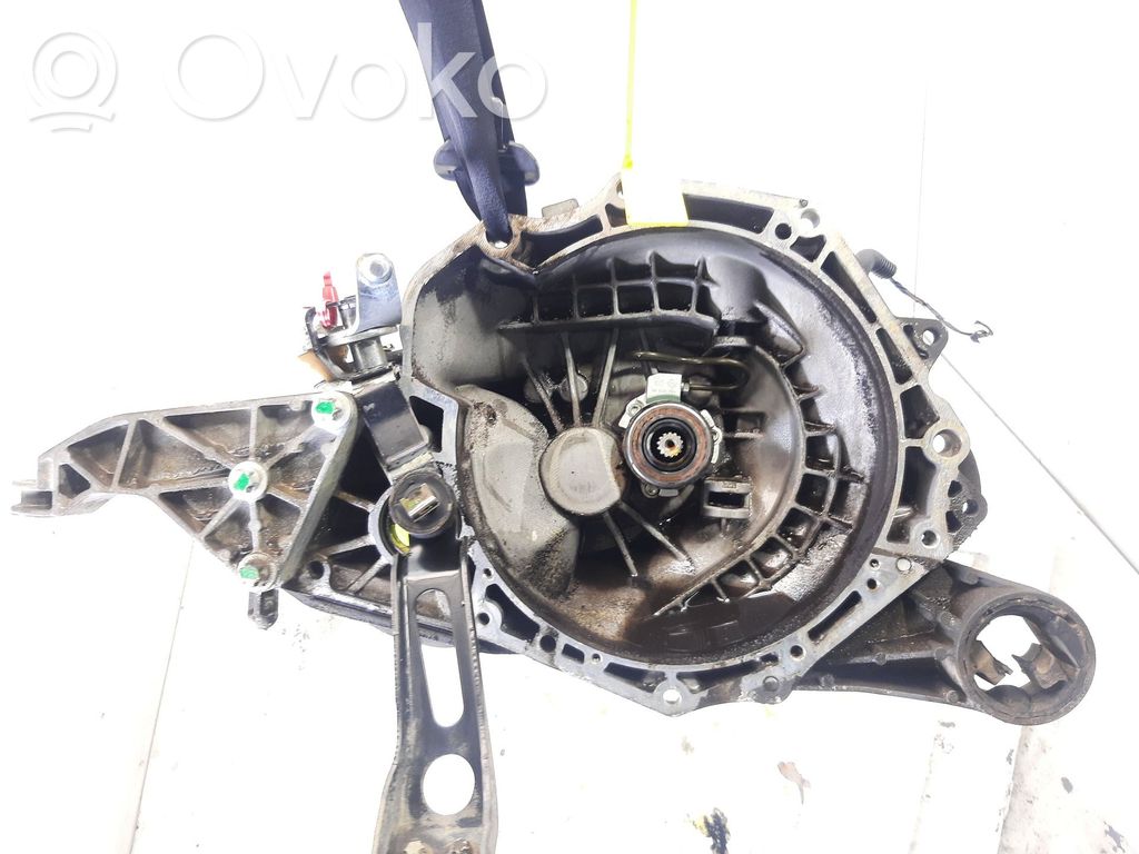 Opel Astra G Manual 5 speed gearbox 