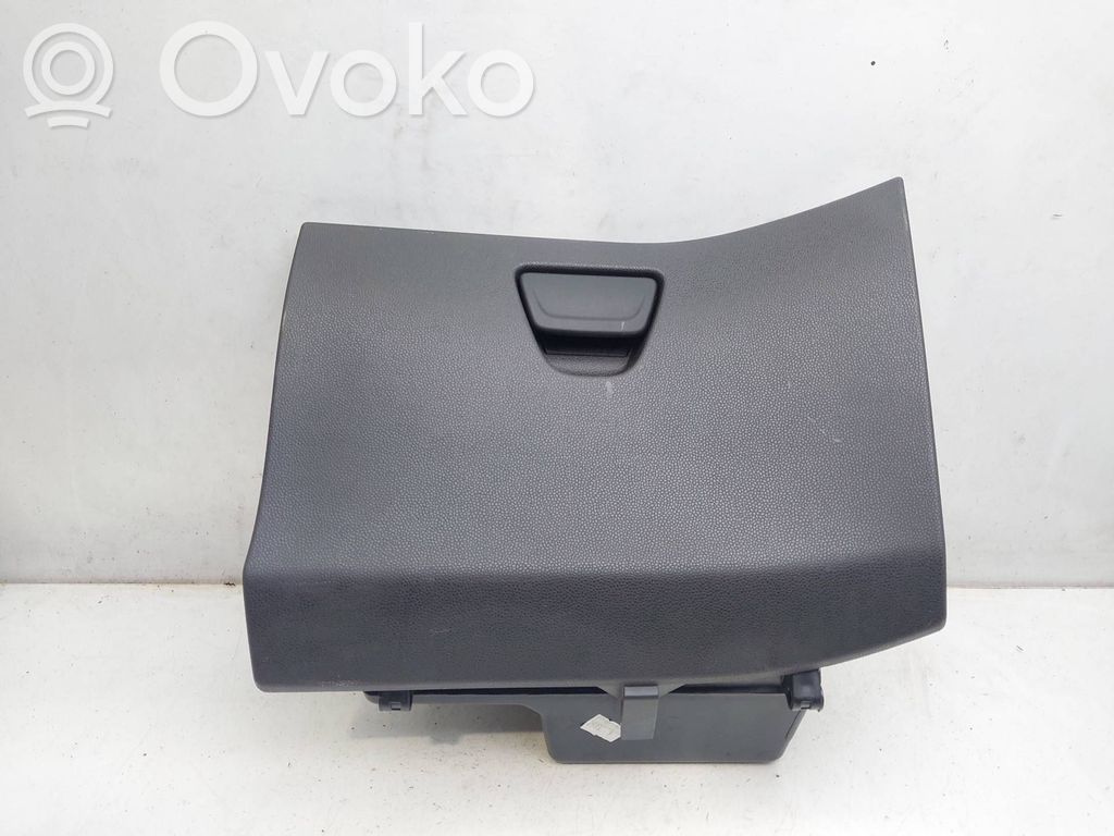 Ford Fiesta Handschuhfach 