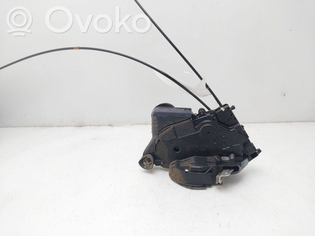 Toyota Yaris Etuoven lukko 