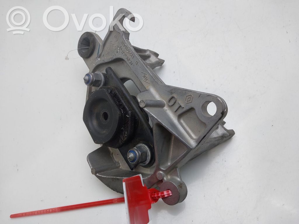 Renault Megane IV Engine mount bracket 