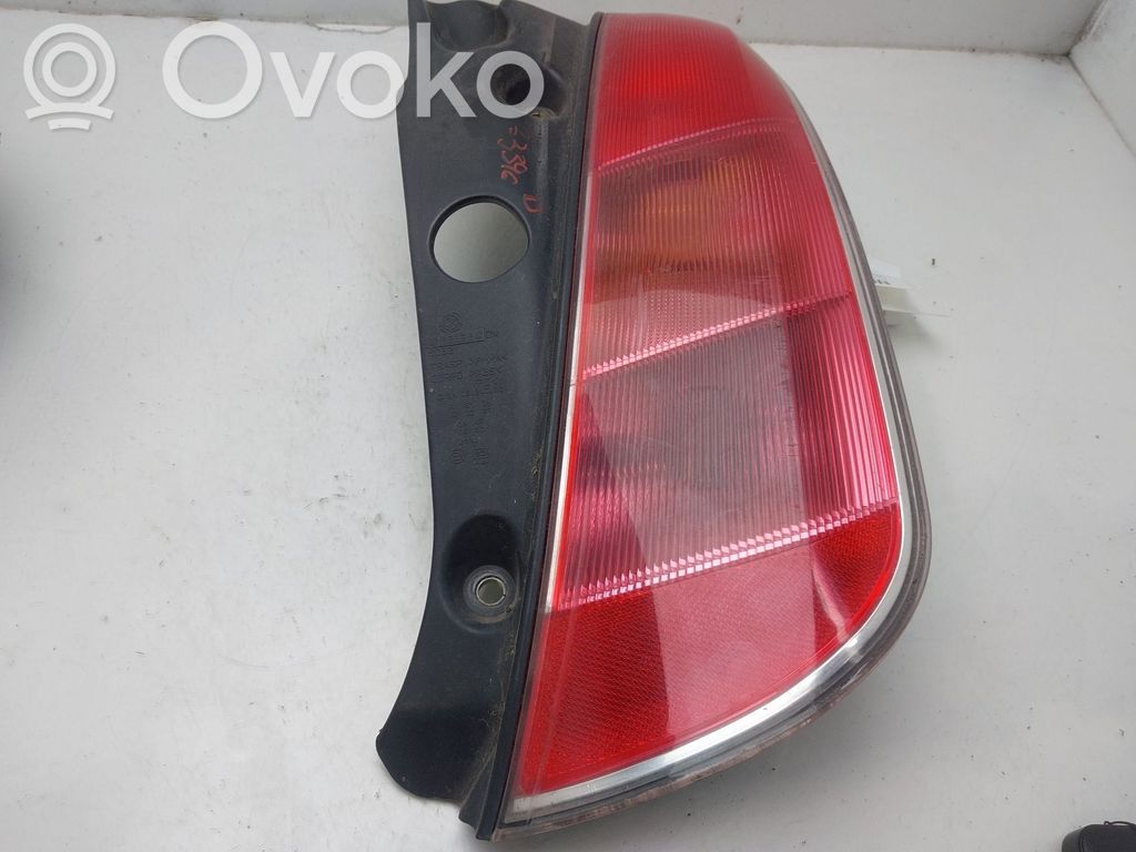 Lampa tylna   51753384