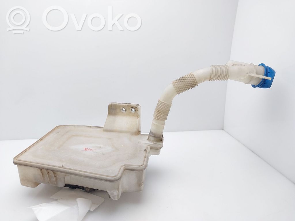 Volkswagen Golf VI Réservoir de liquide lave-glace