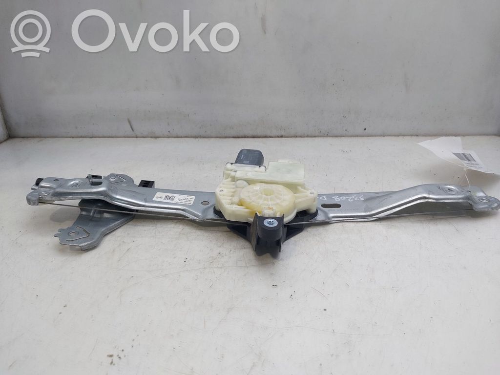 Nissan Qashqai Macara ușă față cu motor