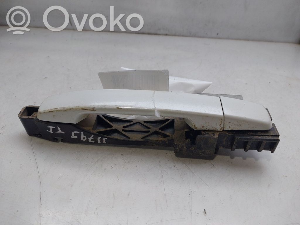Nissan Qashqai Klamka zewnętrzna drzwi tylnych 