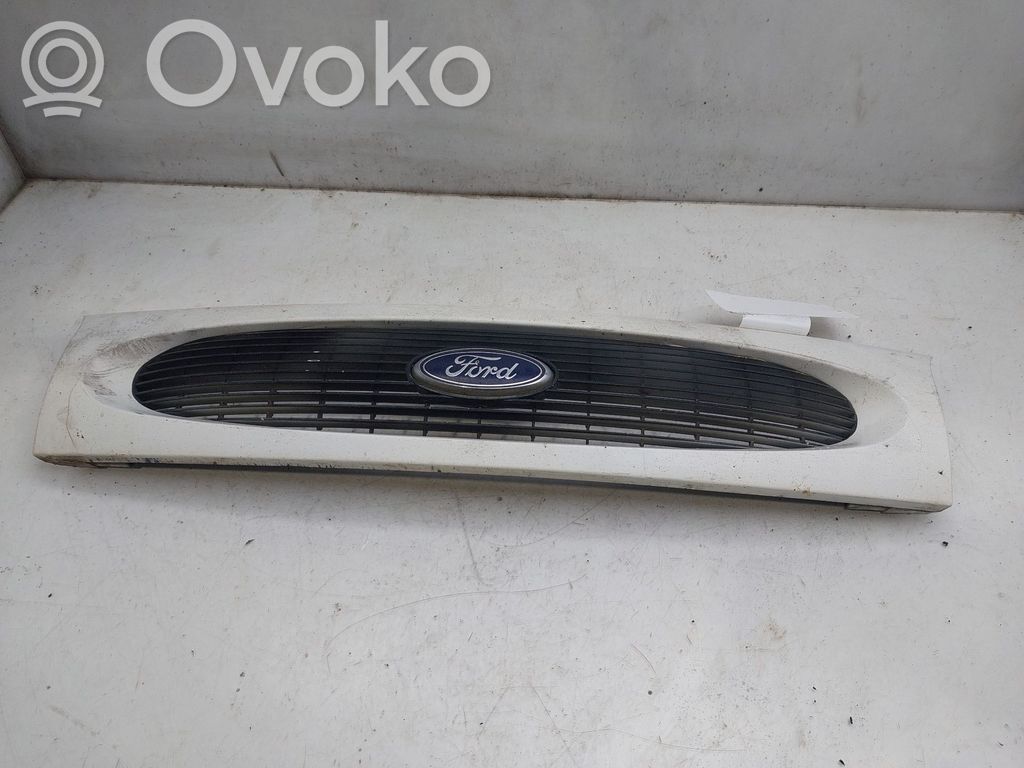 Ford Fiesta Etusäleikkö 