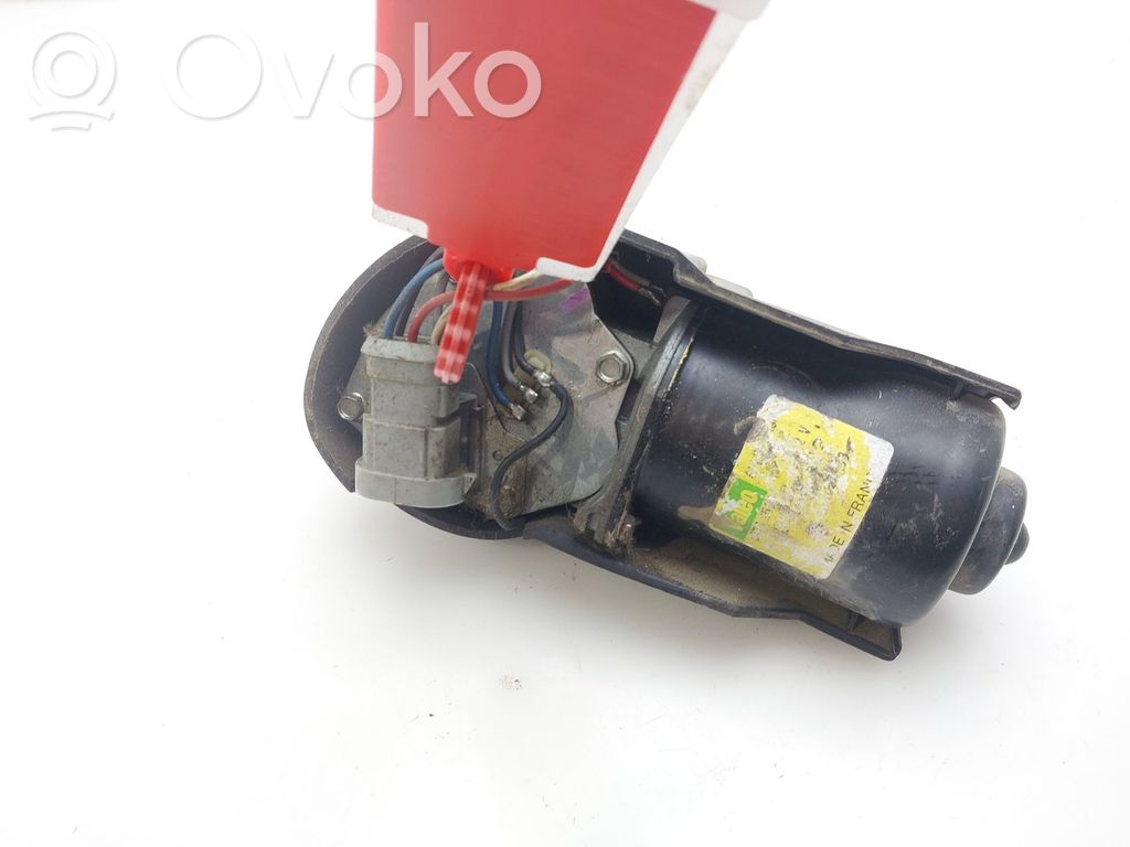 Renault Megane I Front wiper linkage and motor 