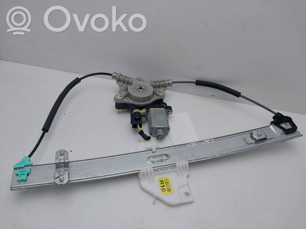 KIA Stonic Macara ușă față cu motor 