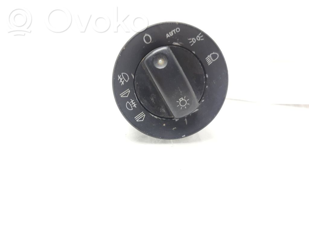 Interruptor de luz   8E0941531B
