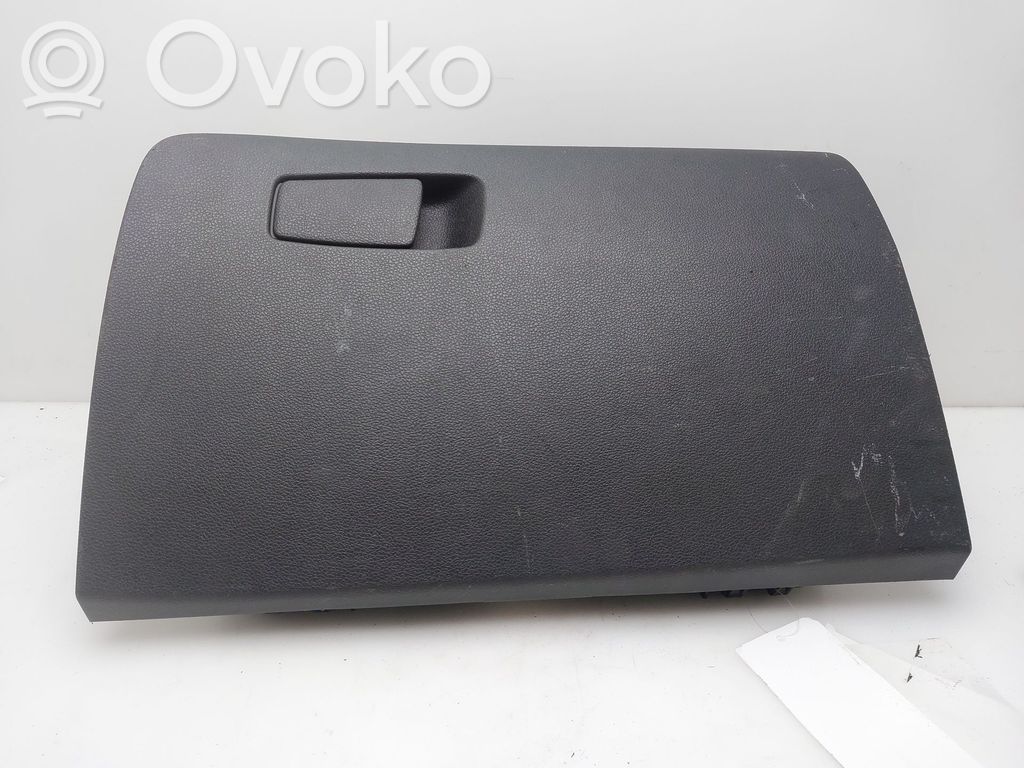 Guantera   84510D7000