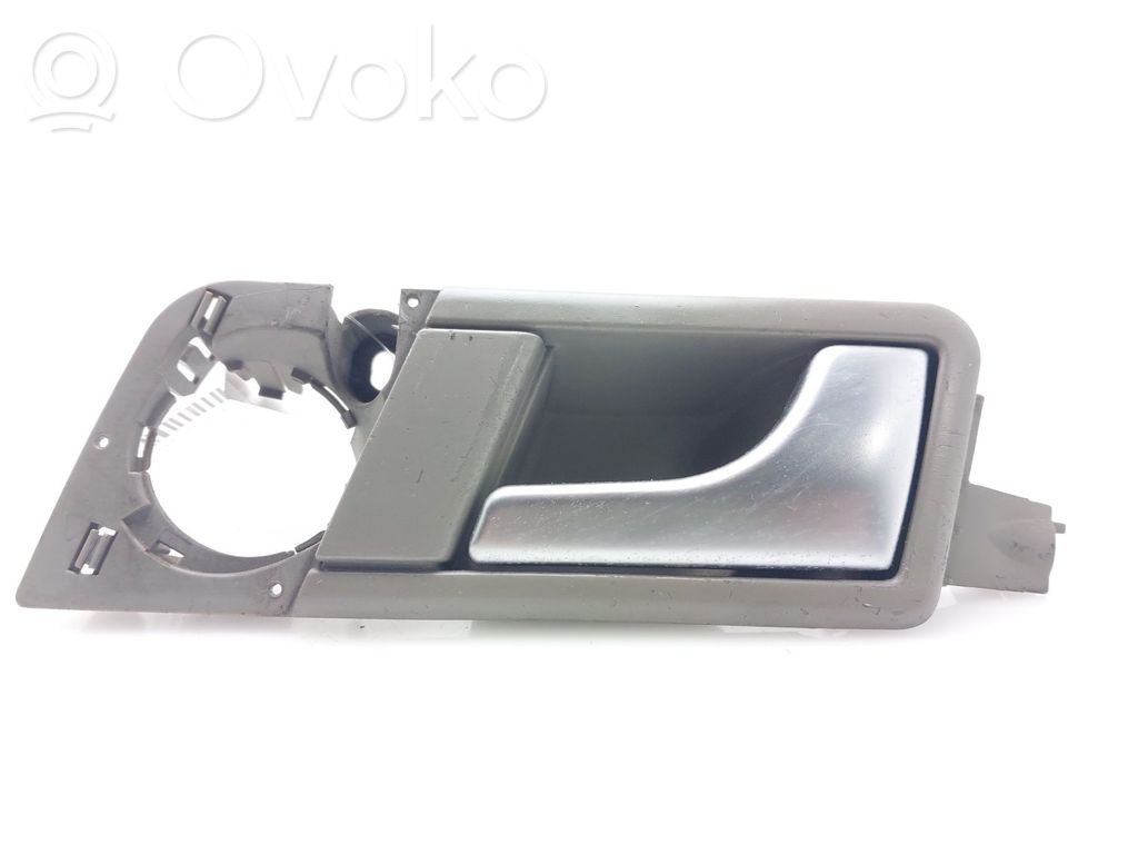 Audi A2 Manecilla interna puerta trasera 