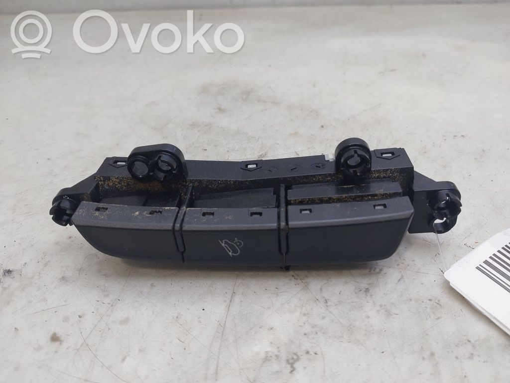 Hyundai Kona I Interruptor de control multifunción 