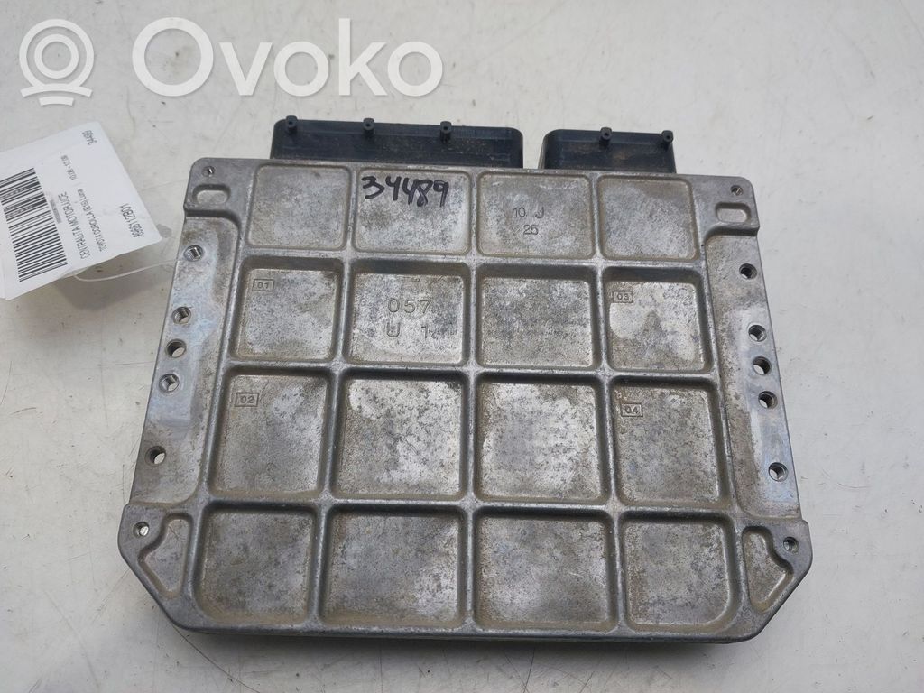Toyota Corolla E160 E170 Variklio valdymo blokas 