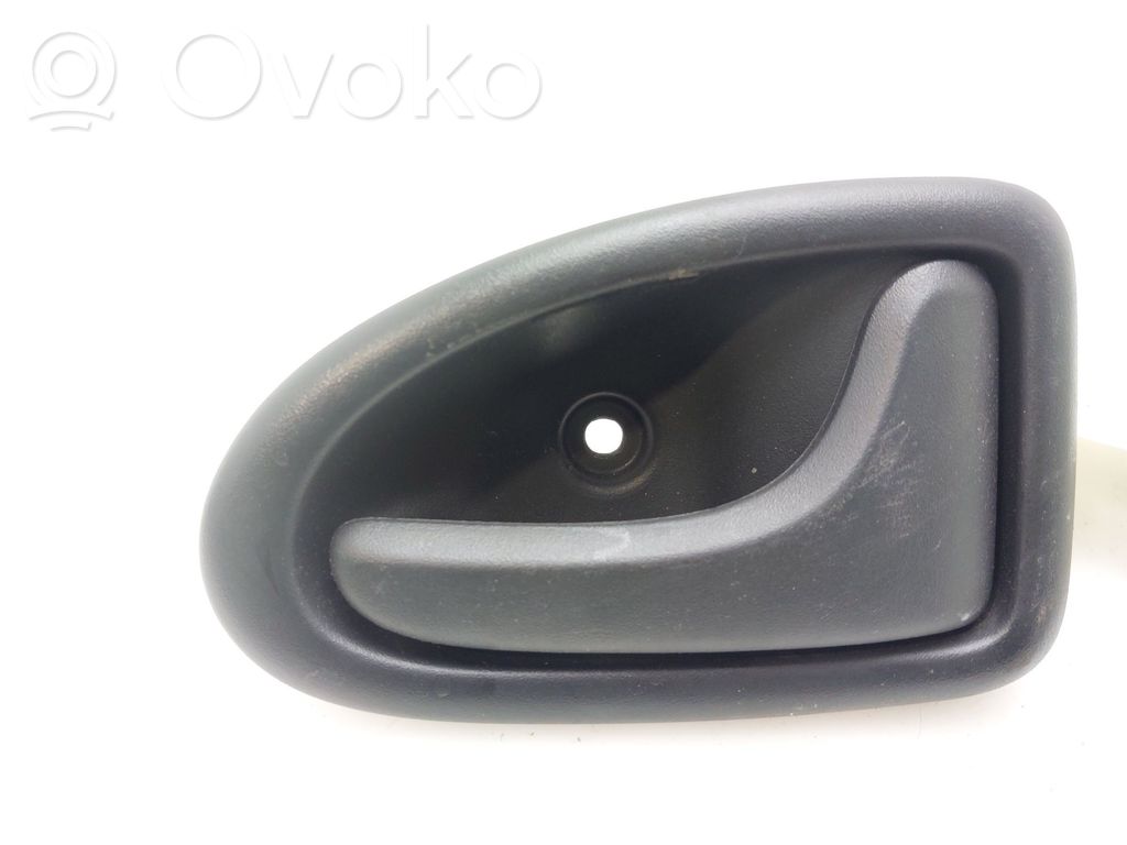 Renault Clio II Manecilla interna puerta trasera 