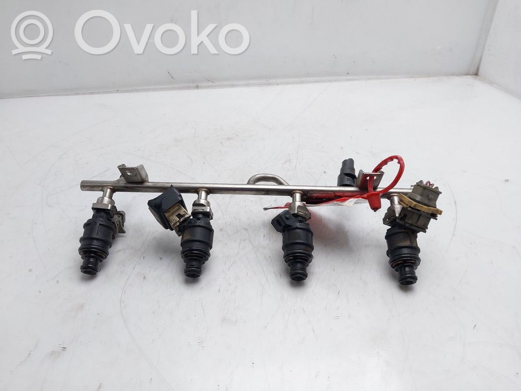 Listwa wtryskowa   7089B02053