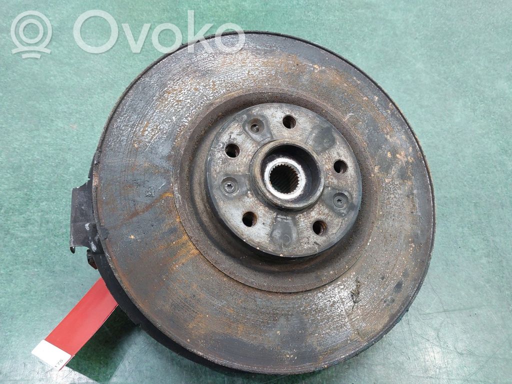 Peugeot 407 Achsschenkel vorne 