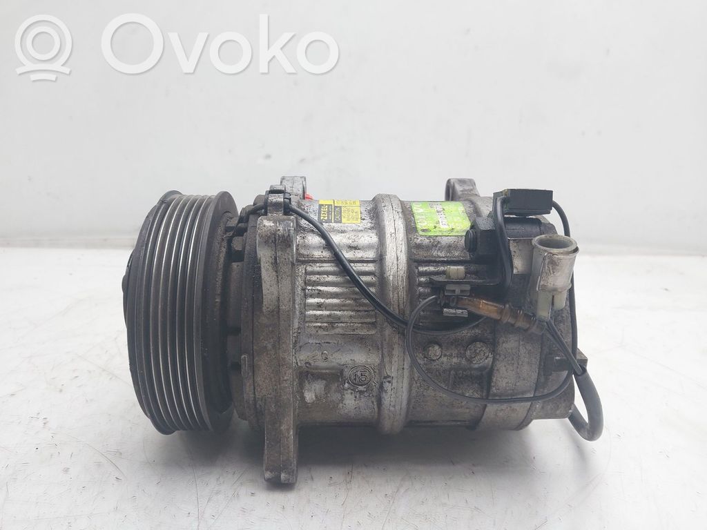 Volvo S60 Ilmastointilaitteen kompressorin pumppu (A/C) 