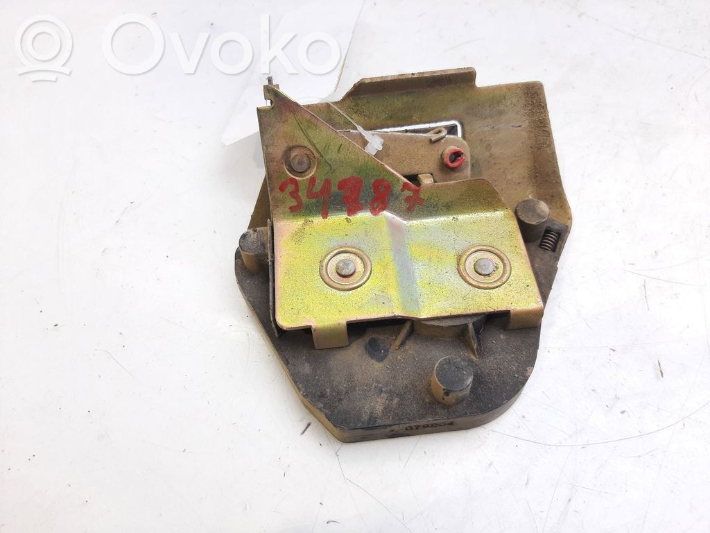 Peugeot Partner Rear door lock 