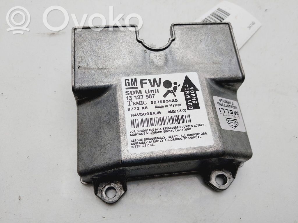 Opel Zafira B Unitate/modul de comandă airbaguri 