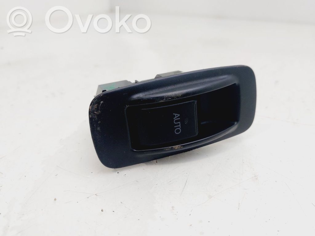 Toyota Corolla E110 Electric window control switch 