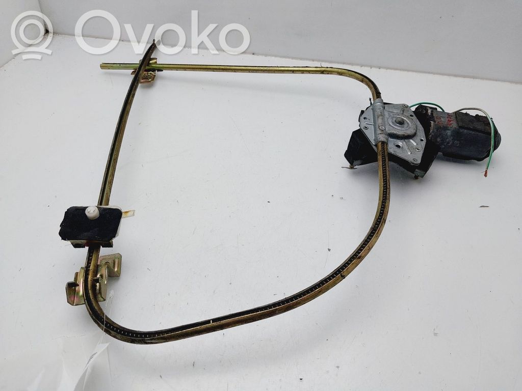 Renault 19 Macara ușă față cu motor
