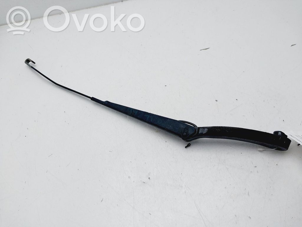 Peugeot Partner Front wiper blade arm 