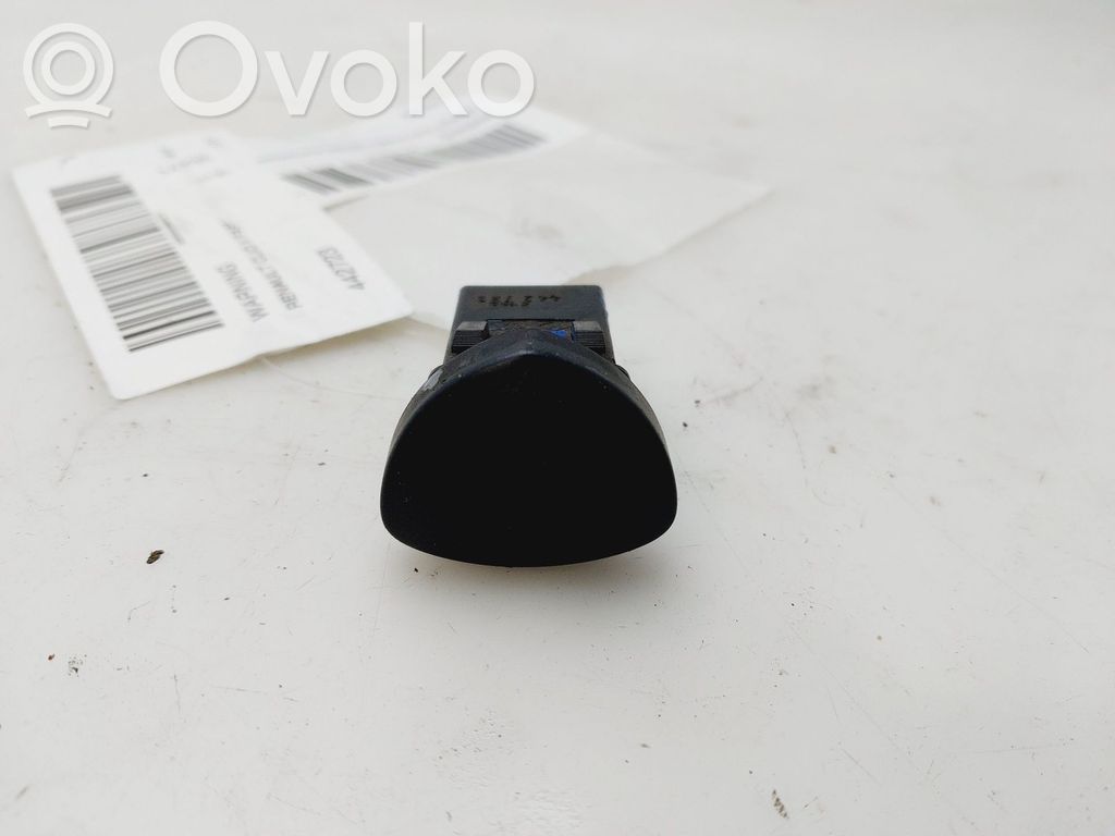 Renault Clio II Hazard light switch 