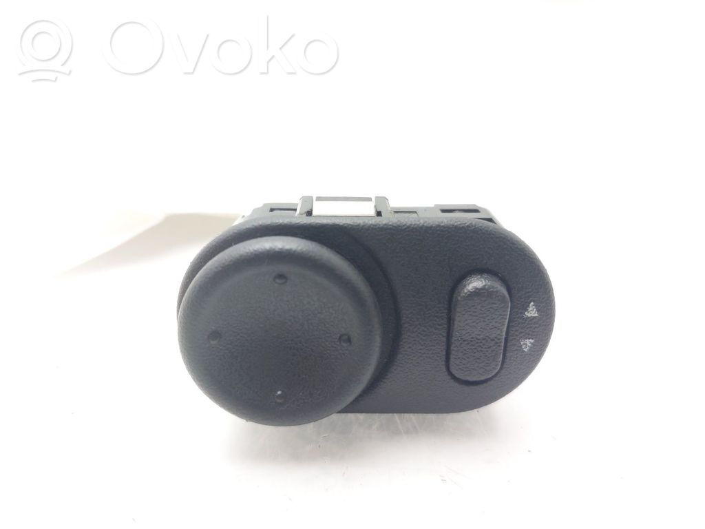 Comutator oglinzi laterale   09226861
