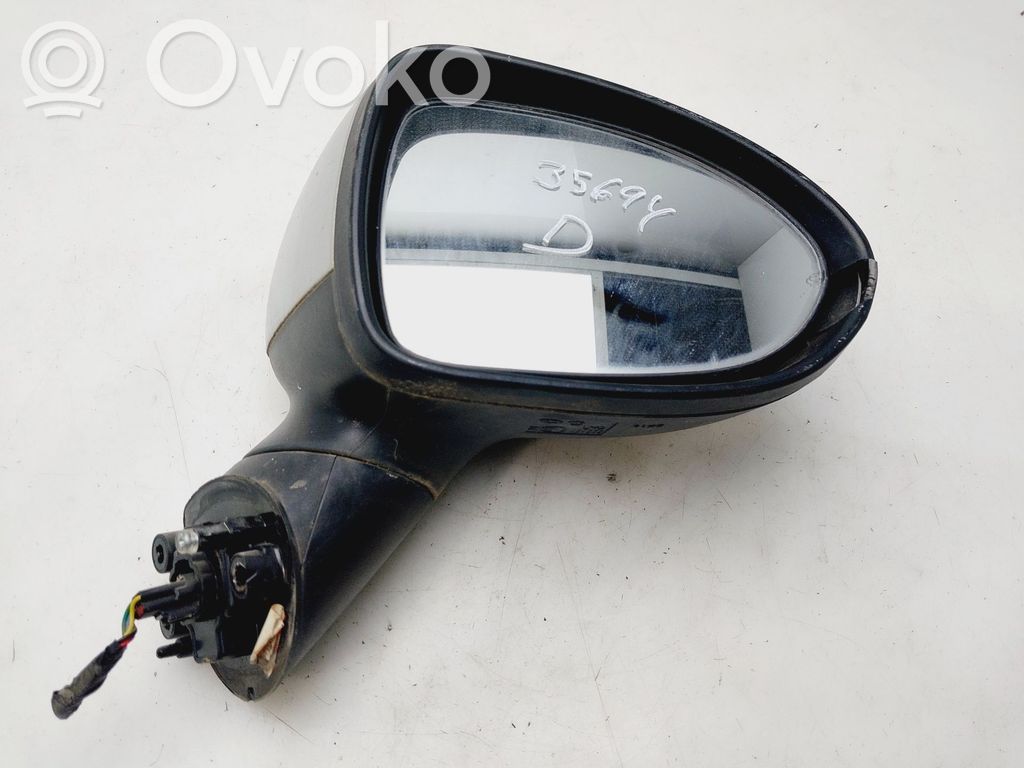 Elektryczne lusterko boczne drzwi przednich   876201W07000