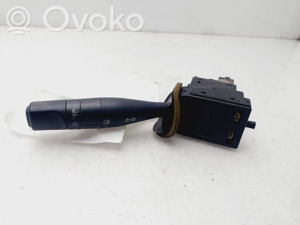 Peugeot 206+ Interruptor de luz 