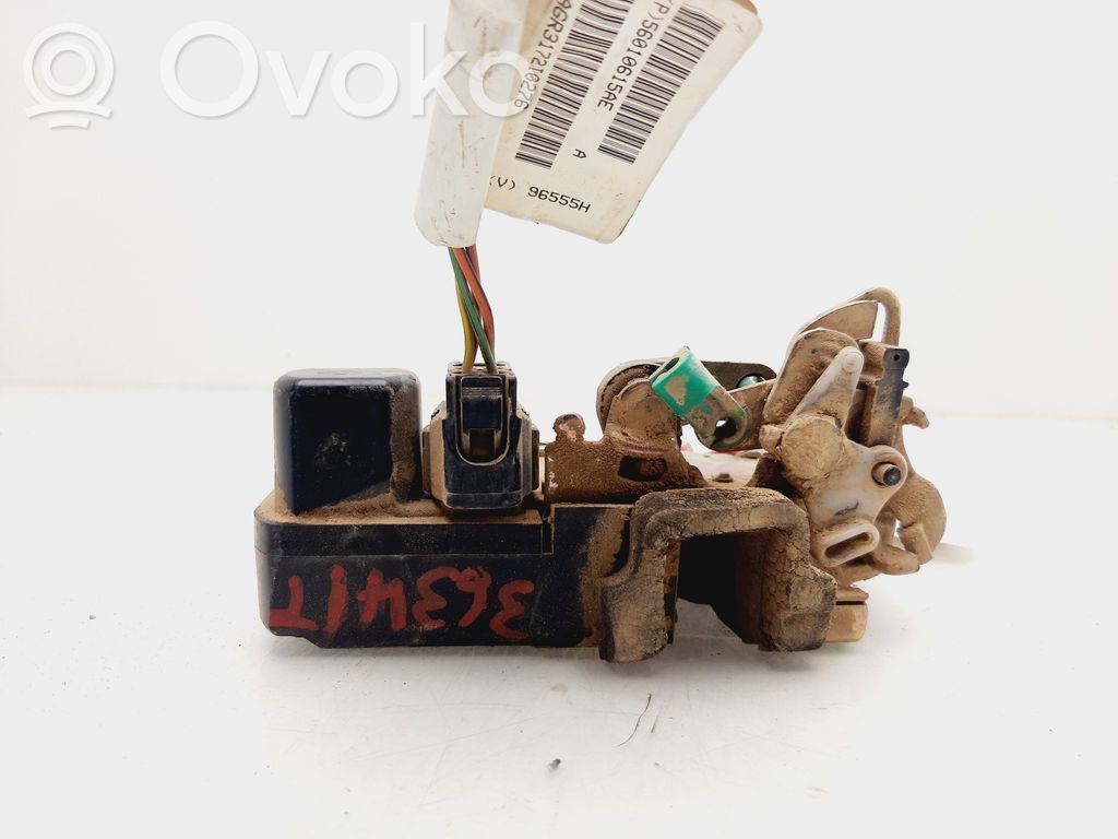 Jeep Cherokee KJ Zamek drzwi tylnych 